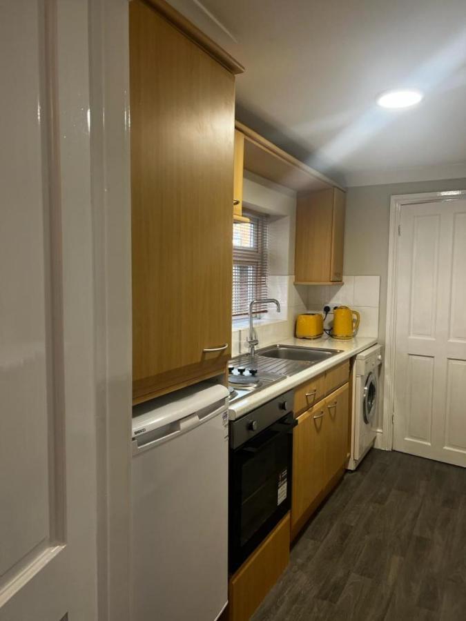 Matipa-Given Apartments Eastleigh Southampton Exterior photo